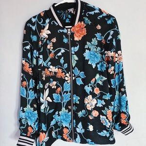 Lightweight bomber jacket
